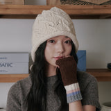 Ivy Rolling Bonnet Beanie (Ivory)