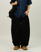 BEE Curved Line Pin-tuck Balloon Pants