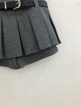 ベルトツーバックルミニスカートパンツ