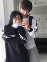 Look 89 Line Long-Sleeve Tee