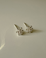 フローラルピアス (シルバー)