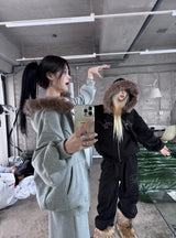 ベビーファーフードジップアップ