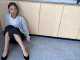 ツイストVネックニット