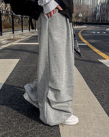 Grace Two-Tuck Sweat Pants