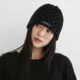 Mini Dot Fleece Beanie (black)