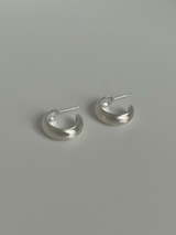 フェードピアス (シルバー)