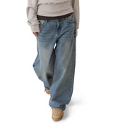 NC Low-Rise Wide Jeans
