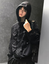 マルチ ポケット ウィンドブレーカー