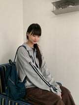 ウナンプリントトラックジップアップ