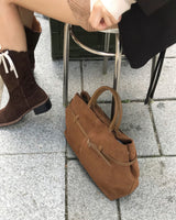キンダーカウスエードビッグバッグ