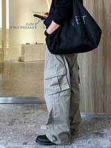 Bias Incision Washed Semi Wide Cargo Pants