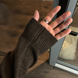 out Soft Cash-like Round Knit