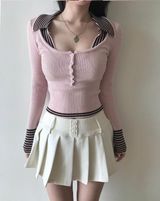 プレティカラーボタンUネックニット