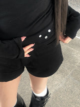 フェロスタッドアイレットベルトショートパンツ