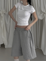 [mnem] pintuck logo bermuda shorts (gray)