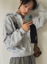 NYアップリケクロップフードジップアップ