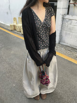フローラルVネックT