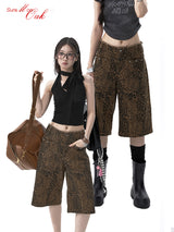 ルーズストレートレッグレッグレオパードローライズデニムショートパンツ (Knee-length/Capri Pants)