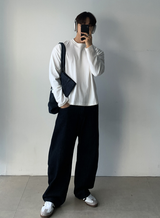アーロンモーデンエッセンシャルセミクロッピードロングスリーブTシャツ