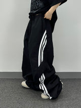 curve track flying pants