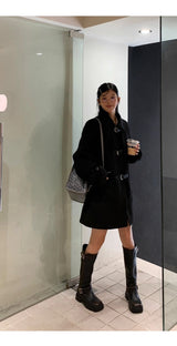 ウールブラックカラーバックルハーフコート