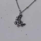 [Baby Monster ローラ Necklace] バレエコアムーンレイヤードネックレス(Surgical Steel)