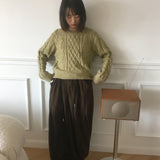ナタボカシツイストラウンドニット