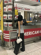 ブレア ビルトインブラ Vネック フレア スリーブレス トップ