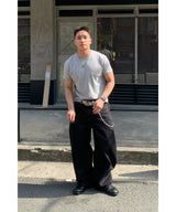 Non-faded curved raw denim pants