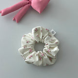 SPRING FLOWER SCRUNCHIE