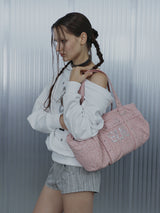 LEO STUDDED DUFFEL BAG / PINK