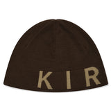 BASIC LOGO SHORT BEANIE [BROWN]