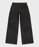 ノマドレオパードパラシュートカーゴパンツ