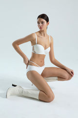 V-string bikini panties (White)