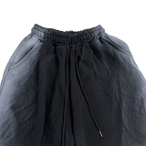 spray bermuda pants
