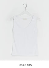 Toara Ribbed Diagonal Cut V-neck Sleeveless