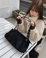 Seah アイレットレザーショルダーバッグ