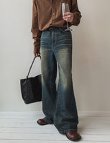 Deserve Phantom Flare Denim Pants