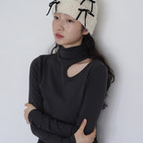 shoulder cut out tops
