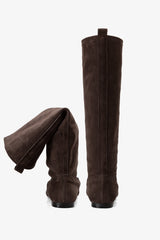 WRINKLE BOOTS IN CHOCOLATE BROWN
