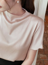Raz Half-Neck Satin Pleats Blouse (Belt set)