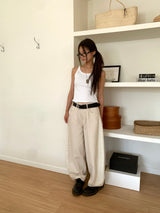 NEEDS SLEEVELESS (4C)