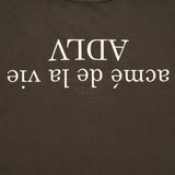 24FW アップサイドダウンベーシックロゴショートスリーブTシャツ ブラウン