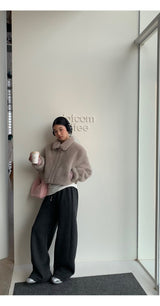 ミンクカラーショートジップアップファージャンパージャケット