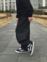 Naved Two-Tuck Raw Curved Denim Pants