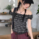 Ptik ヒッピーフリルバンディングジグザグオフショルダーTシャツ