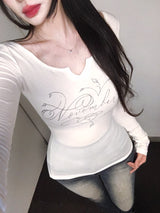 ローズ レタリング スリムフィット Tシャツ