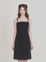 レースフリルミディドレス (Black)