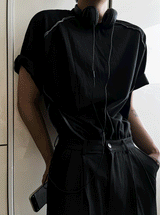 mariru overlock short-sleeved T-shirt