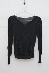 Crinkled V-Sleeve (Black)